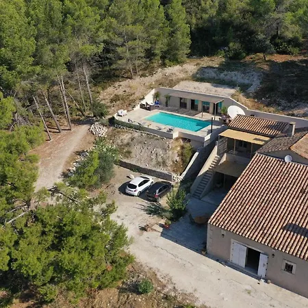 Bed & Breakfast Mas De La Fadeto Les Baux-de-Provence