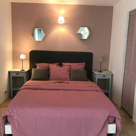Mas De La Fadeto Bed & Breakfast Les Baux-de-Provence